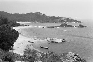 Om Beach, Gokarna